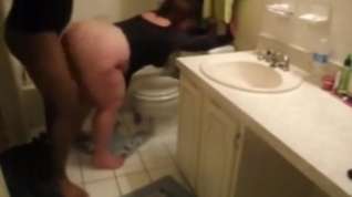 Online film Milf screams while is fucked in bathroom