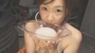 Online film Asian Cutie Drinks Every Drop Of Cum From A Bowl
