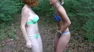 Online film Cuntbusting Catfight In The Woods
