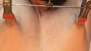 Online film Slave Nippel Breast Torture Stretching Needle