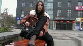 Online film Beautiful Teenager Black Nylon Soles Sitting On A Bench