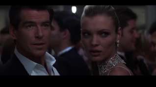 Online film Celebrity Rene Russo sex scene-Thomas Crown Affair (1999)