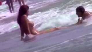 Online film Amateur beach nudist 20