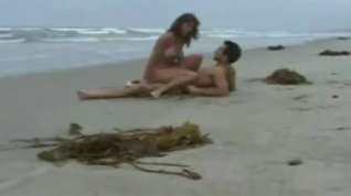 Online film A good fuck on the beach