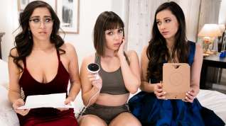Online film April O'Neil & Jenna Sativa in 12 Hours, Scene #01 - GirlsWay