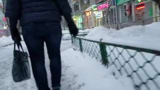 Online film MILF's ass in winter