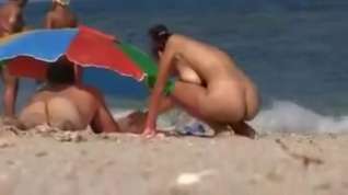 Online film Nude Beach - Huge Naturals Mature - Filmed by Voyeur