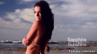 Online film Sapphira - Sunshine - Femjoy