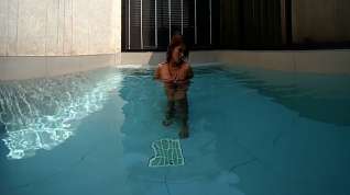 Online film Outdoor Pool Hot Tits And Fingering - VRPussyVision