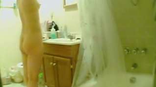 Online film Hidden cam wife late night shower prep 1 of 2