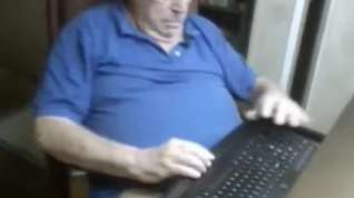 Online film Grandpa stroke on webcam 4