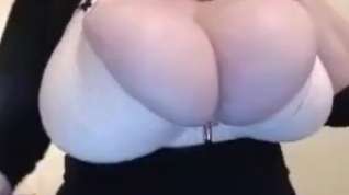 Online film Huge tits cleavage teasing