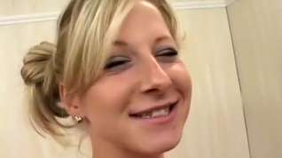 Online film Naughty 18 Year Old Zoe in Threesome