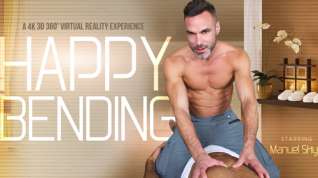 Online film Manuel Skye in Happy Bending - VRBGay