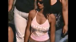 Online film Candid boobs slim busty white women (purple tops) 4