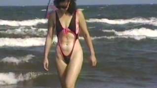 Online film Extreme swimsuit at the beach behind mie university 3