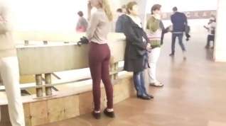 Online film Russian girl ass in red jeans