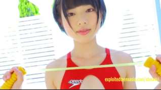 Online film Rin Sasayama Pretty Teen Teases In Her Swimsuit Stunning Girl Bends In Many Pos So You Can See Her Labia