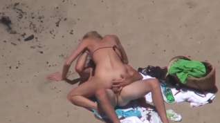 Online film Black beach bikini 2