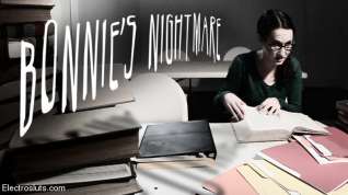 Online film Ashley Fires Bonnie Day Lorelei Lee in Bonnie's Nightmare An Electrosluts Feature - Electrosluts