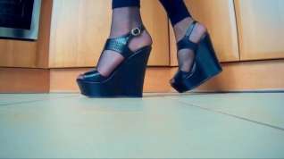 Online film Black Wedge Sandals