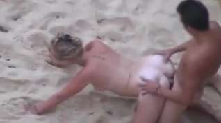 Online film Beach Doggie