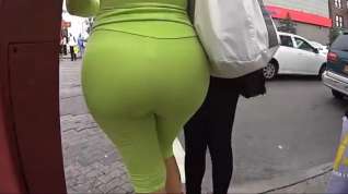 Online film Amazing asses on the street music video