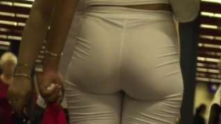 Online film Tight ass milfs in white pants