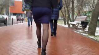 Online film Ass in tight skirt outdoor