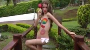 Online film college girl heidi body paint