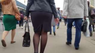 Online film Big wide ass in black skirt