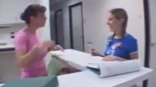 Online film college girl gets a full check up from her doctor !