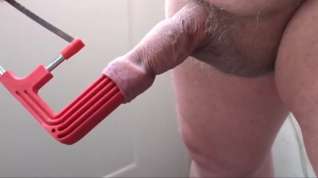 Online film Foreskin with tools