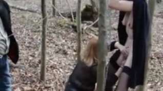 Online film Miss flashing exhibe hermiala dans les bois