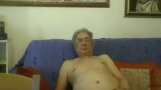 Online film Grandpa show on webcam