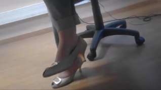 Online film Candid heels feet under table long version