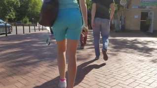Online film Blonde s ass in nice shorts