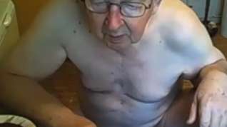 Online film Grandpa stroke on webcam 9