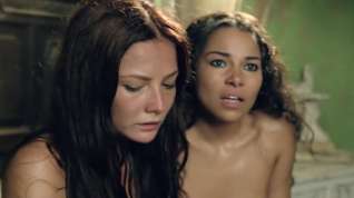 Online film Jessica Parker Kennedy, Clara Paget - Black Sails S02 E05 (2015)