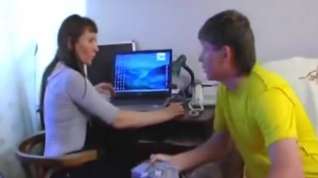 Online film Mom enjoys her sons attention !