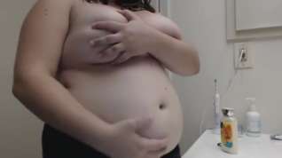 Online film Incredible tits and belly