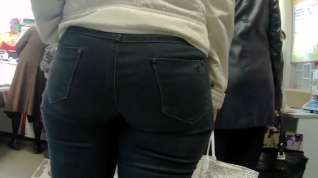 Online film Mature big ass in jeans