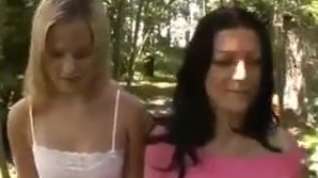 Online film teo sexy horny bitches fuck in the wood