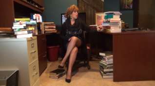 Online film Ginger the librarian