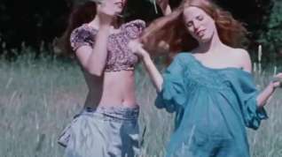 Online film Little sisters - 1972 remastered