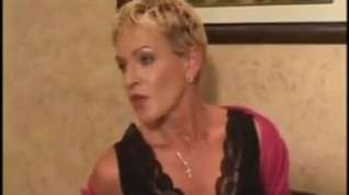 Online film Who is this blonde milf?