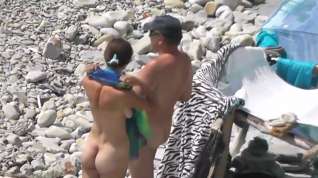 Online film Vignettes on a nude beach 13