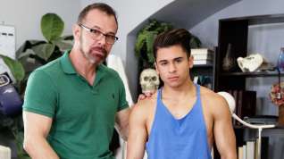 Online film Armond Rizzo & Max Sargent in Gentlemen Love Boy Toys - IconMale