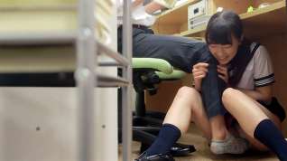 Online film Azu Makoto in Azu Getting Kinky In A Silent Librairy - JapansTiniest