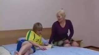 Online film Russian mom Lena with her boy